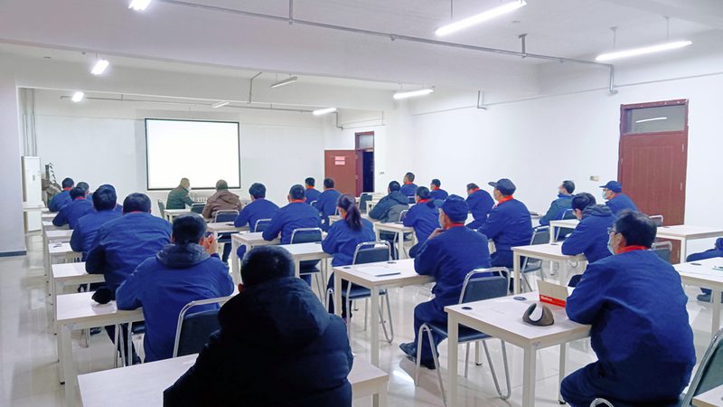 电工实操考试穿什么衣服